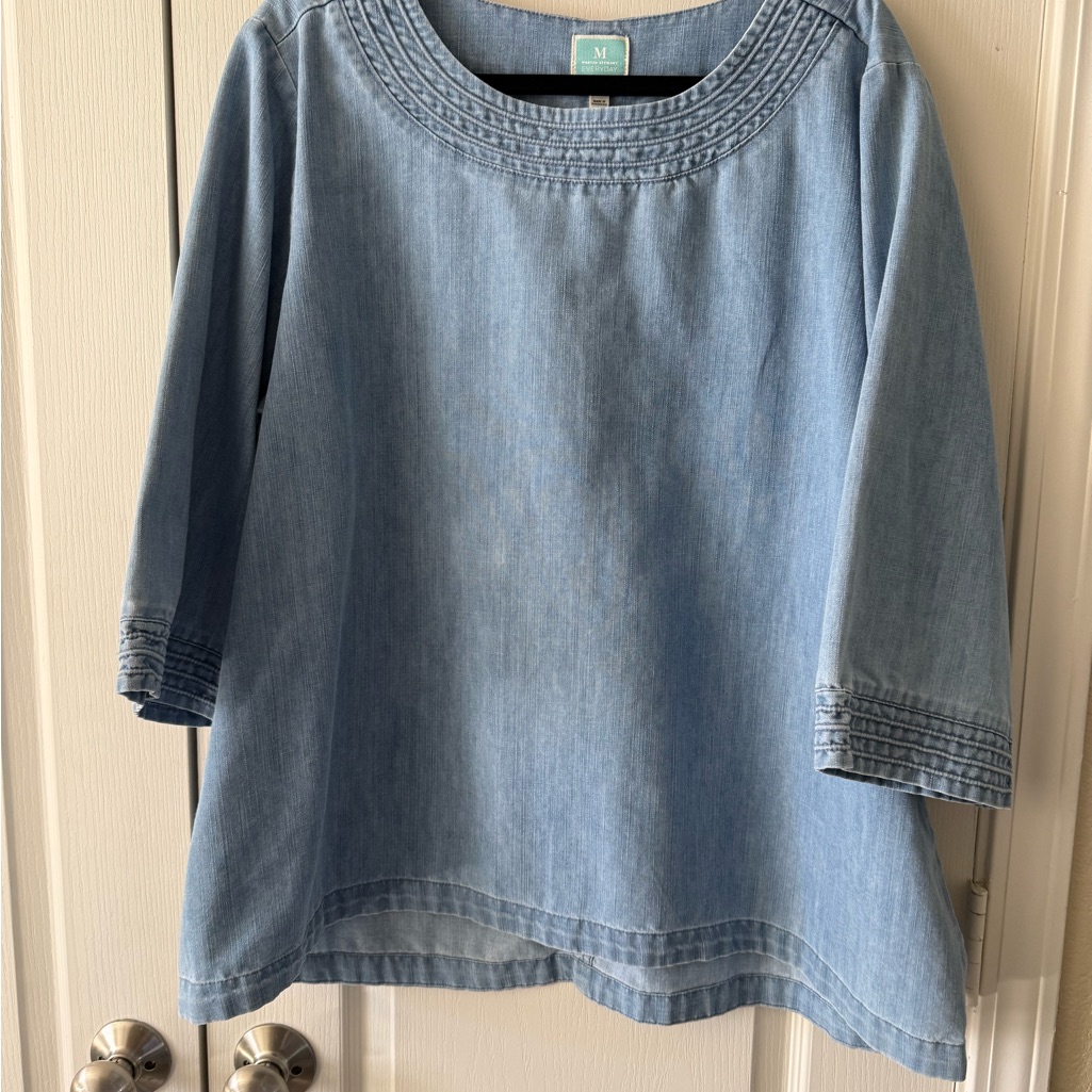 Martha Stewart Blue Tunic Top Martha Stewart Blue Tunic Top
